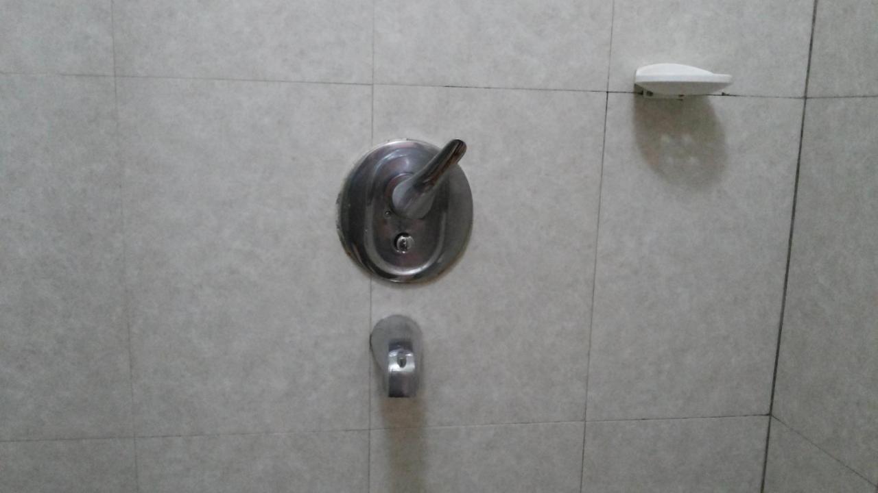 Palema Crown Hotel Gulu Екстер'єр фото
