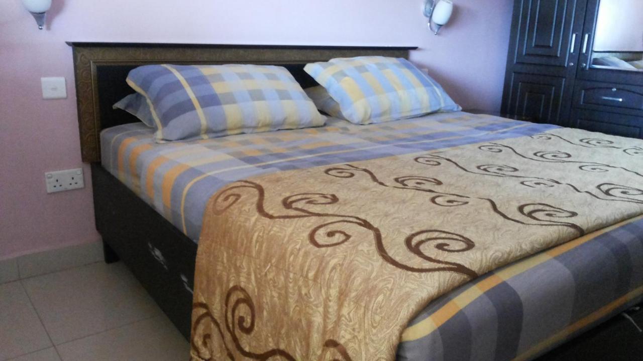 Palema Crown Hotel Gulu Екстер'єр фото