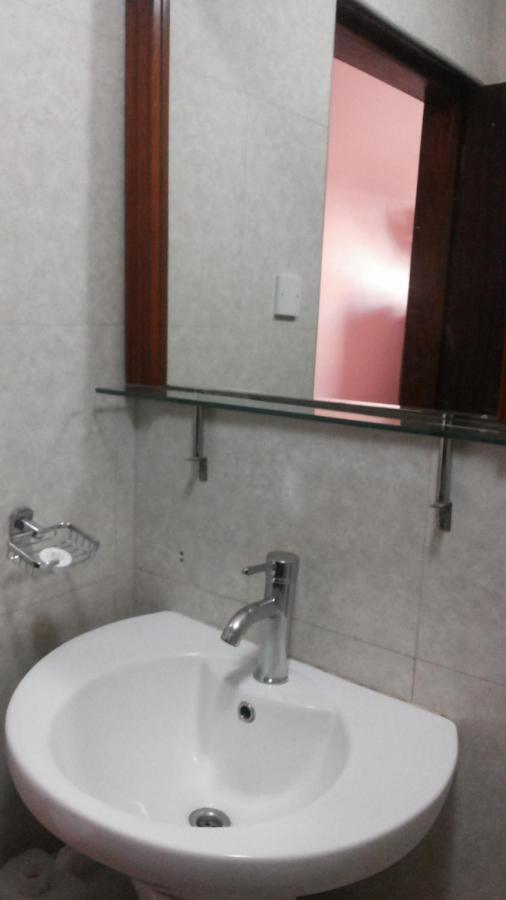 Palema Crown Hotel Gulu Екстер'єр фото