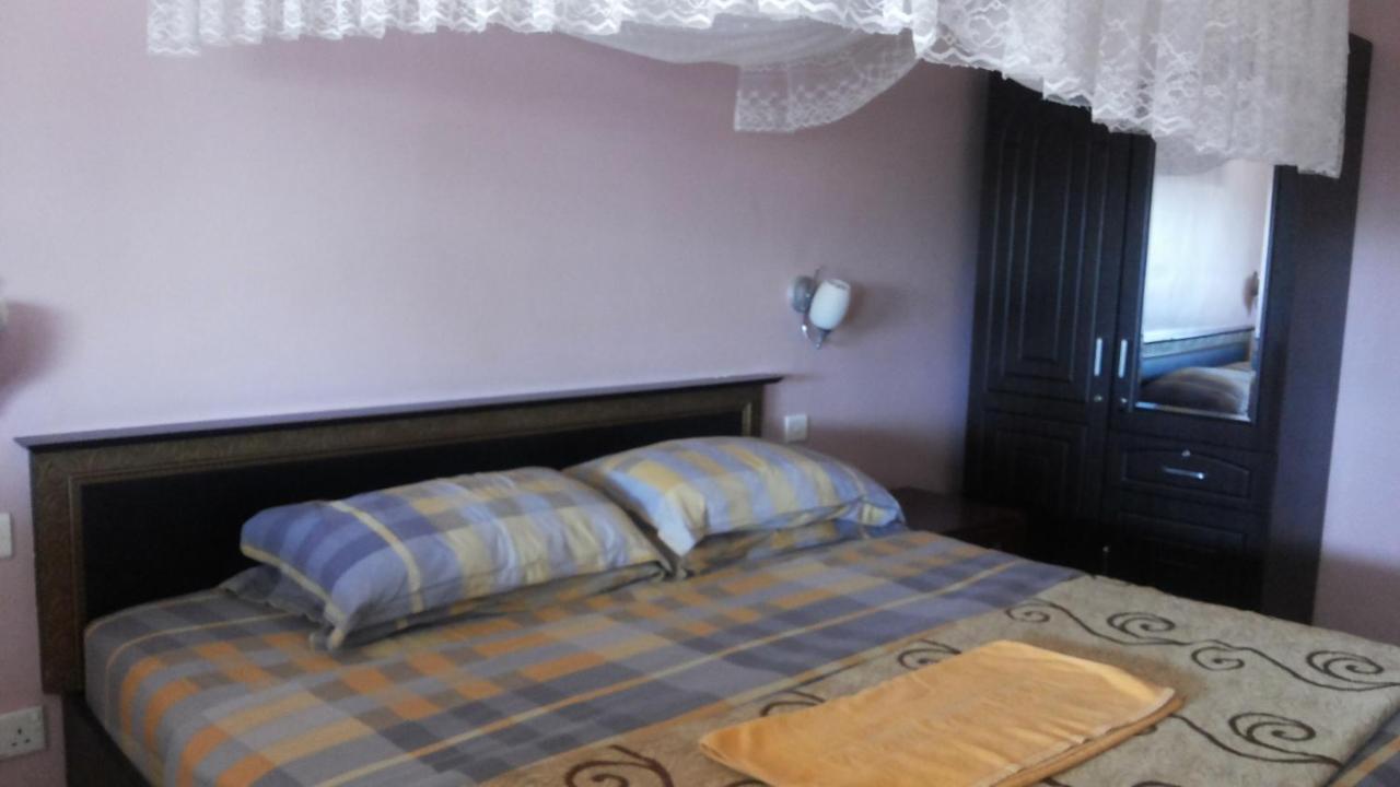 Palema Crown Hotel Gulu Екстер'єр фото